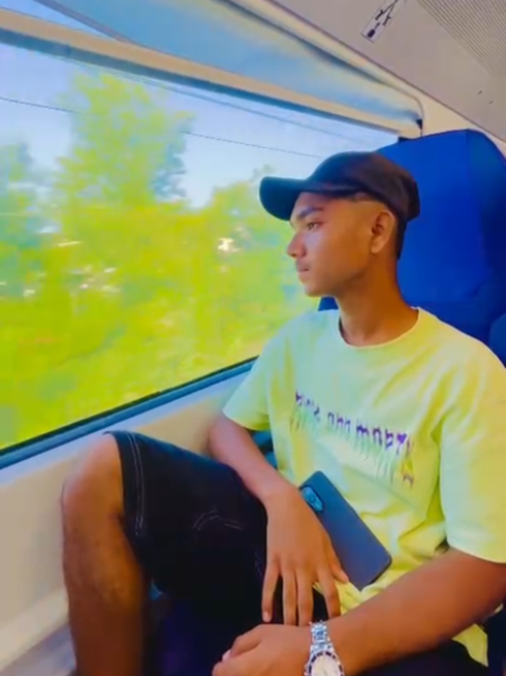 @⎯͢⎯⃝🇮🇹 𝐀𝐘𝐀𝐍 ⋆⃝🇪🇺