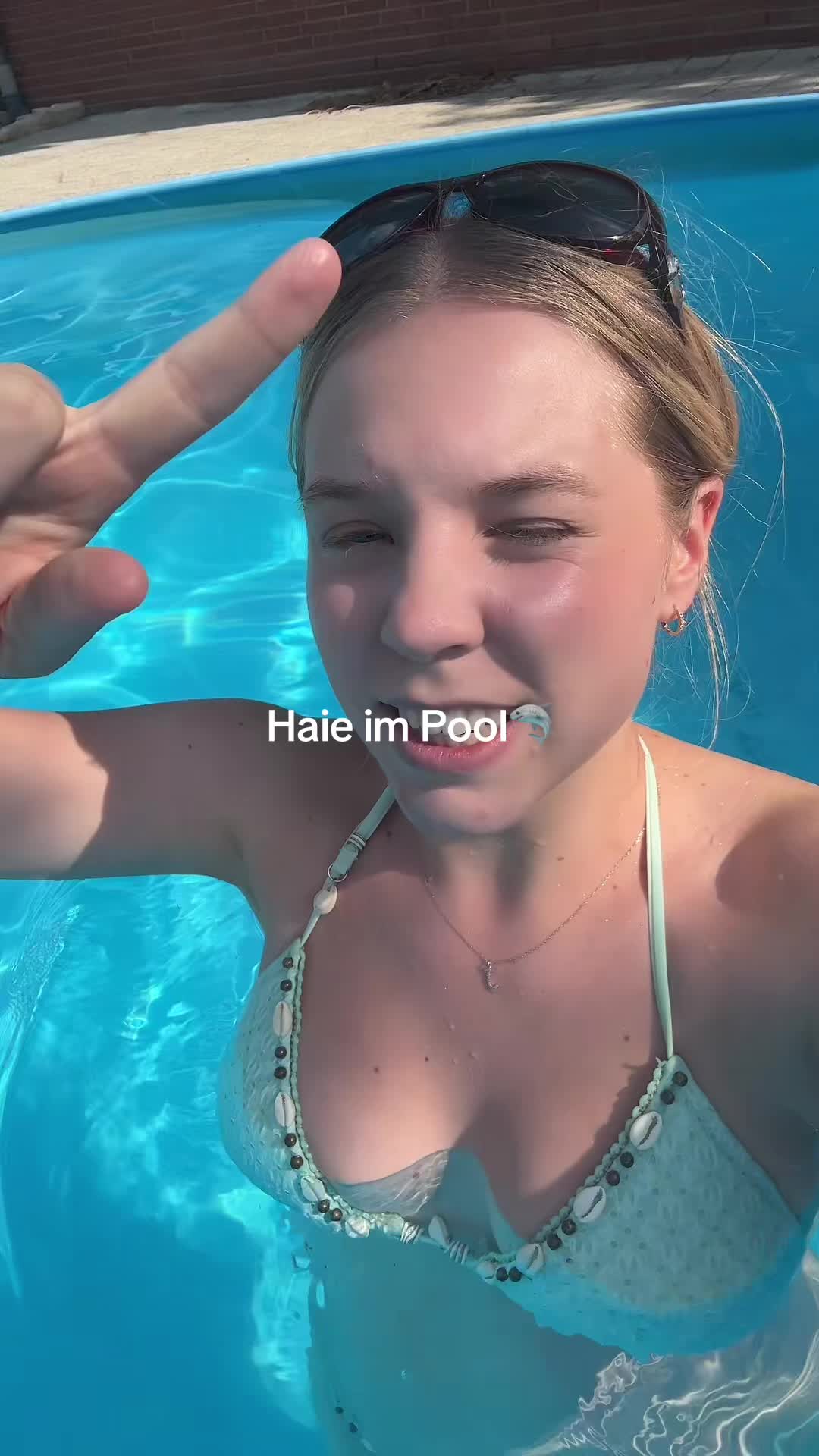 @bymiriam
