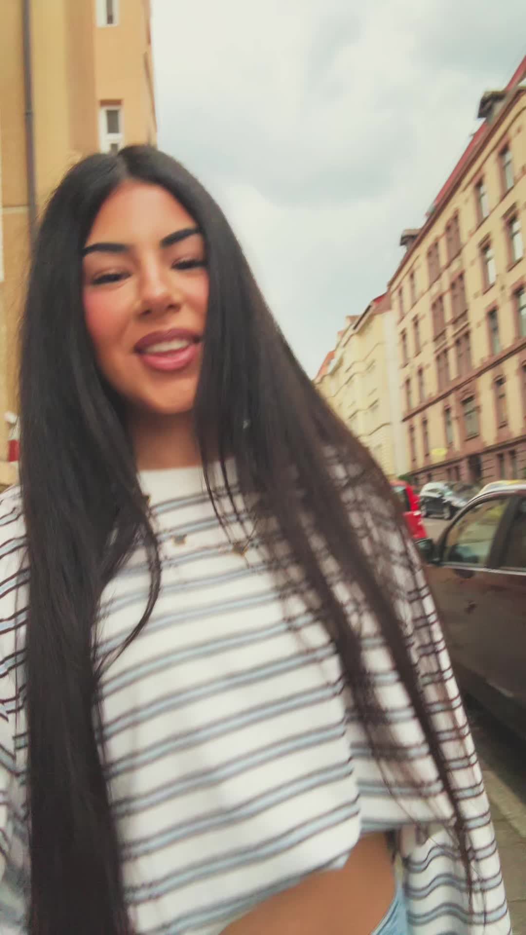 @𝓐𝔃𝓻𝓪