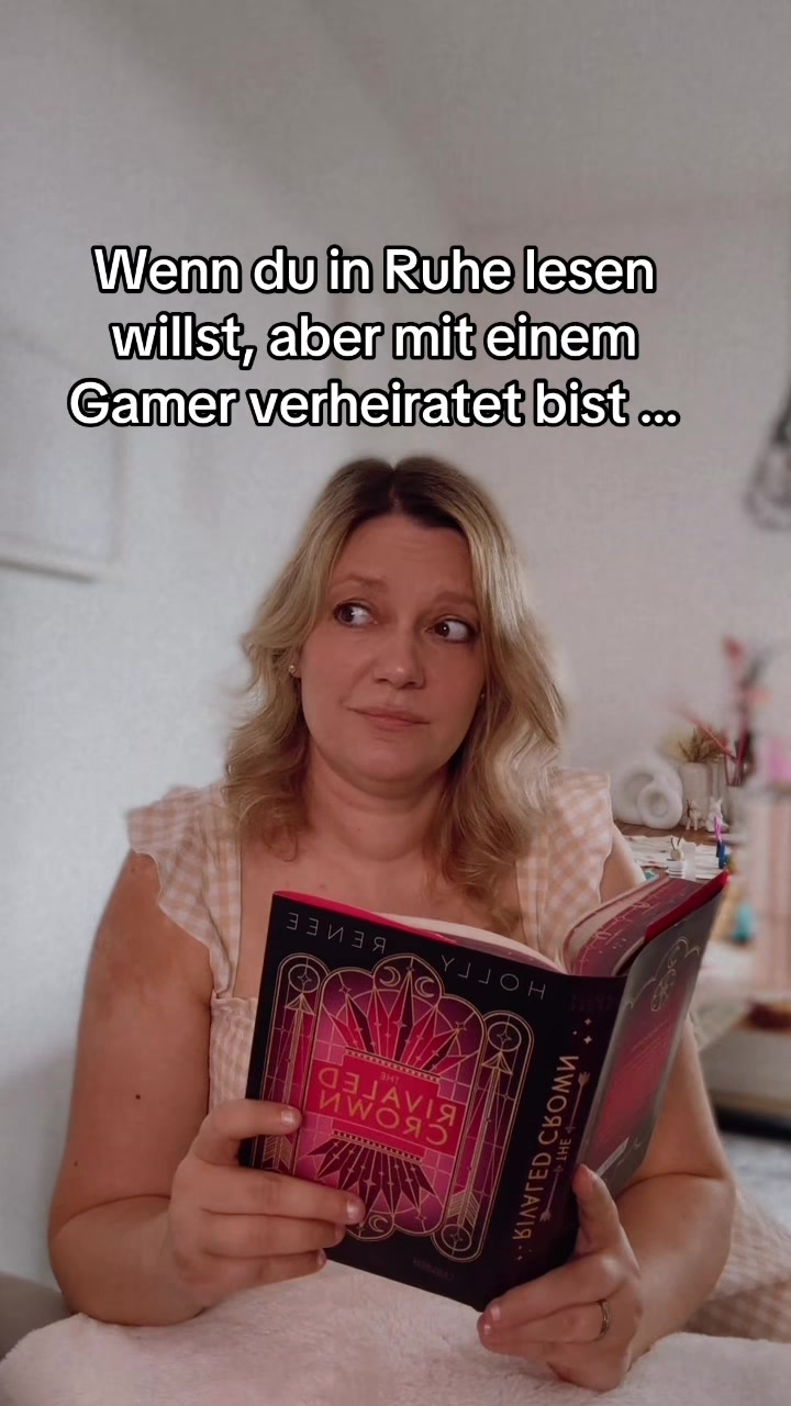 @Nina MacKay - Autorin