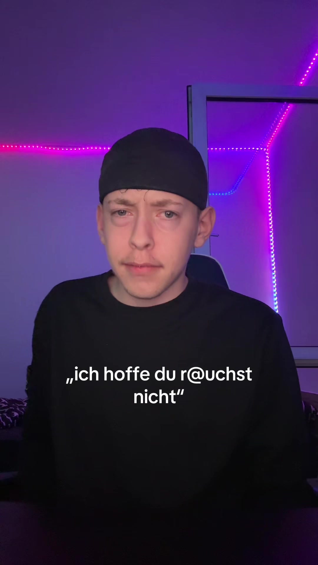 @👺
