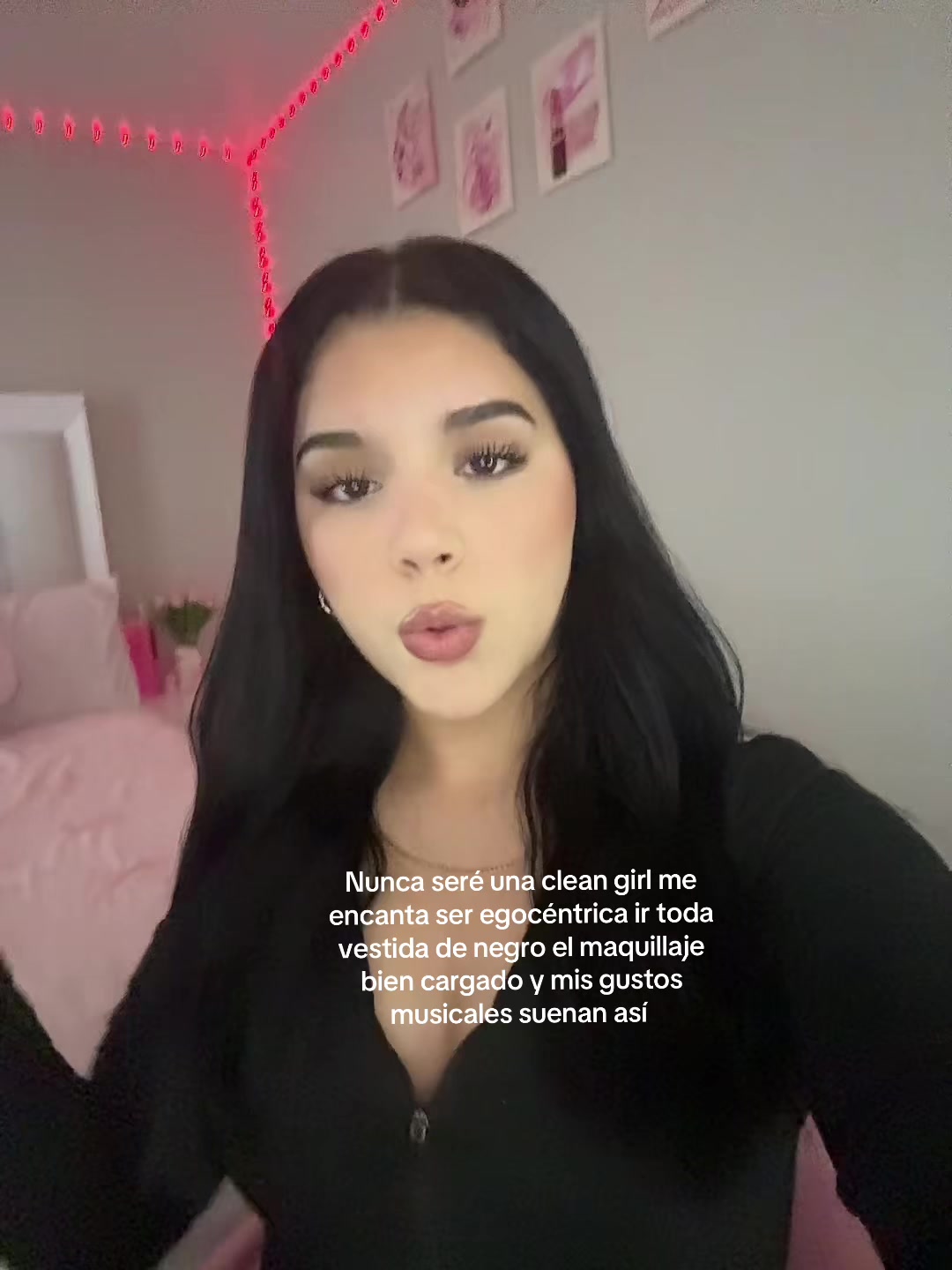 @𝒞𝓁𝒶𝓊𝒹𝒾𝒶🎀