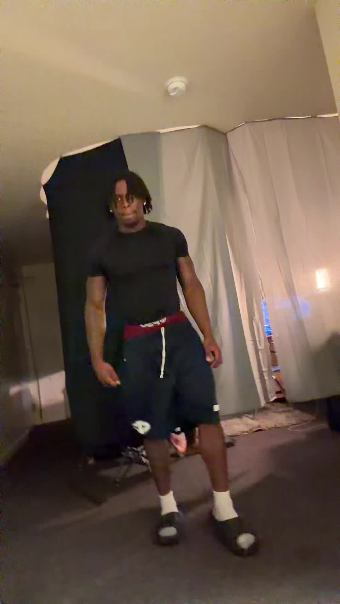 @J5🚶🏽♂️