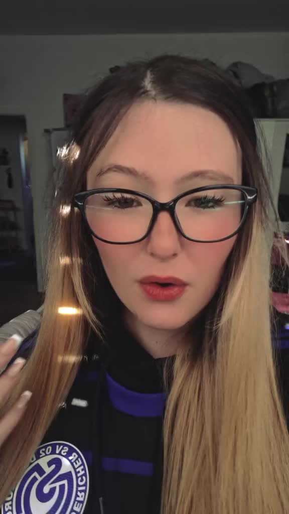 @Lisa_rst🇩🇪