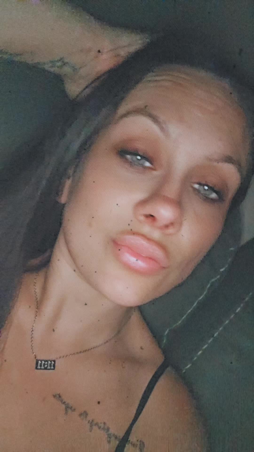 @Live♥️Love♥️Laugh