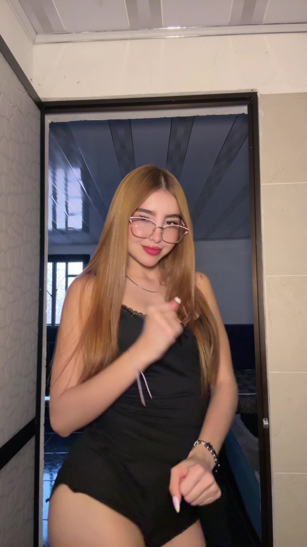 @AngelaCamila 🌜