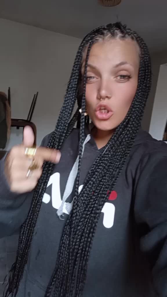 @ChLo&euml; La &ETH;i&Atilde;b&Oslash;liQūe 👿🖤