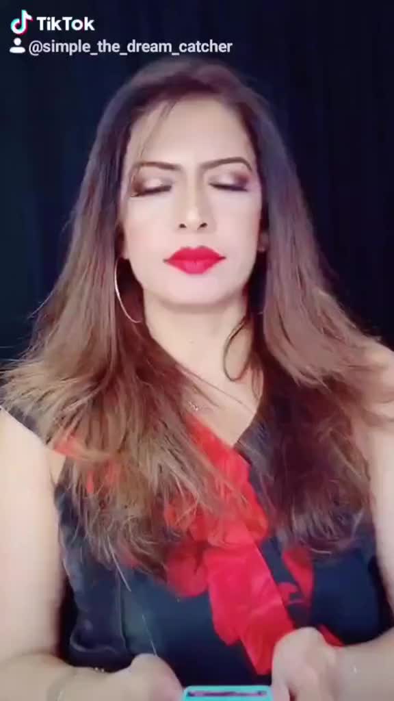 @Saaakshi