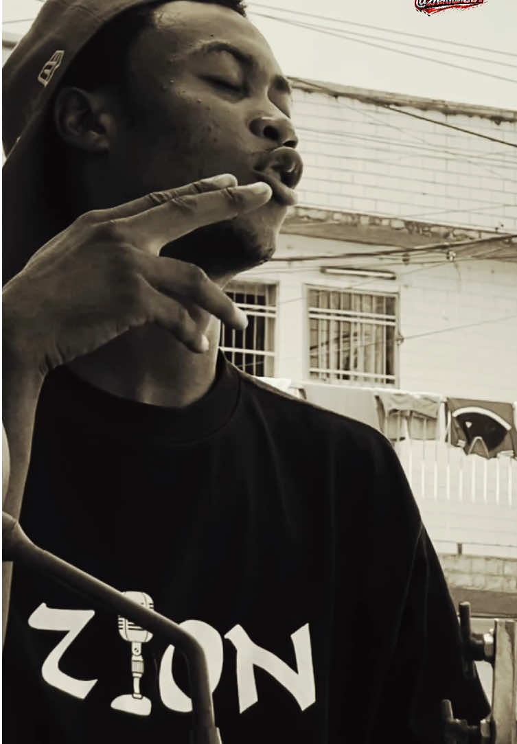 @ℤ𝕚𝕠𝕟 🕊