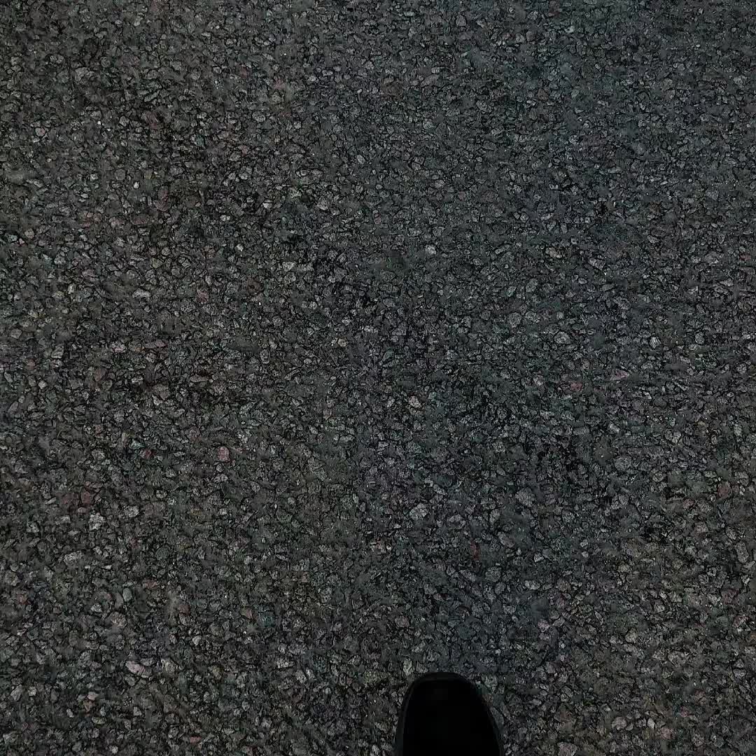 @𝐭𝐭.𝐬𝐧𝐢𝐜𝐤𝐞𝐫𝐬 🖤