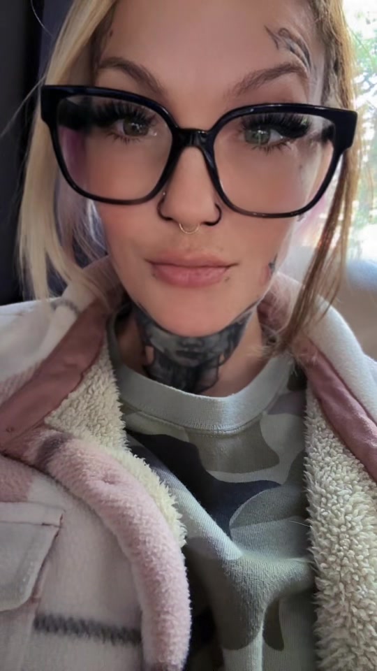 @CupcakeZ🧁