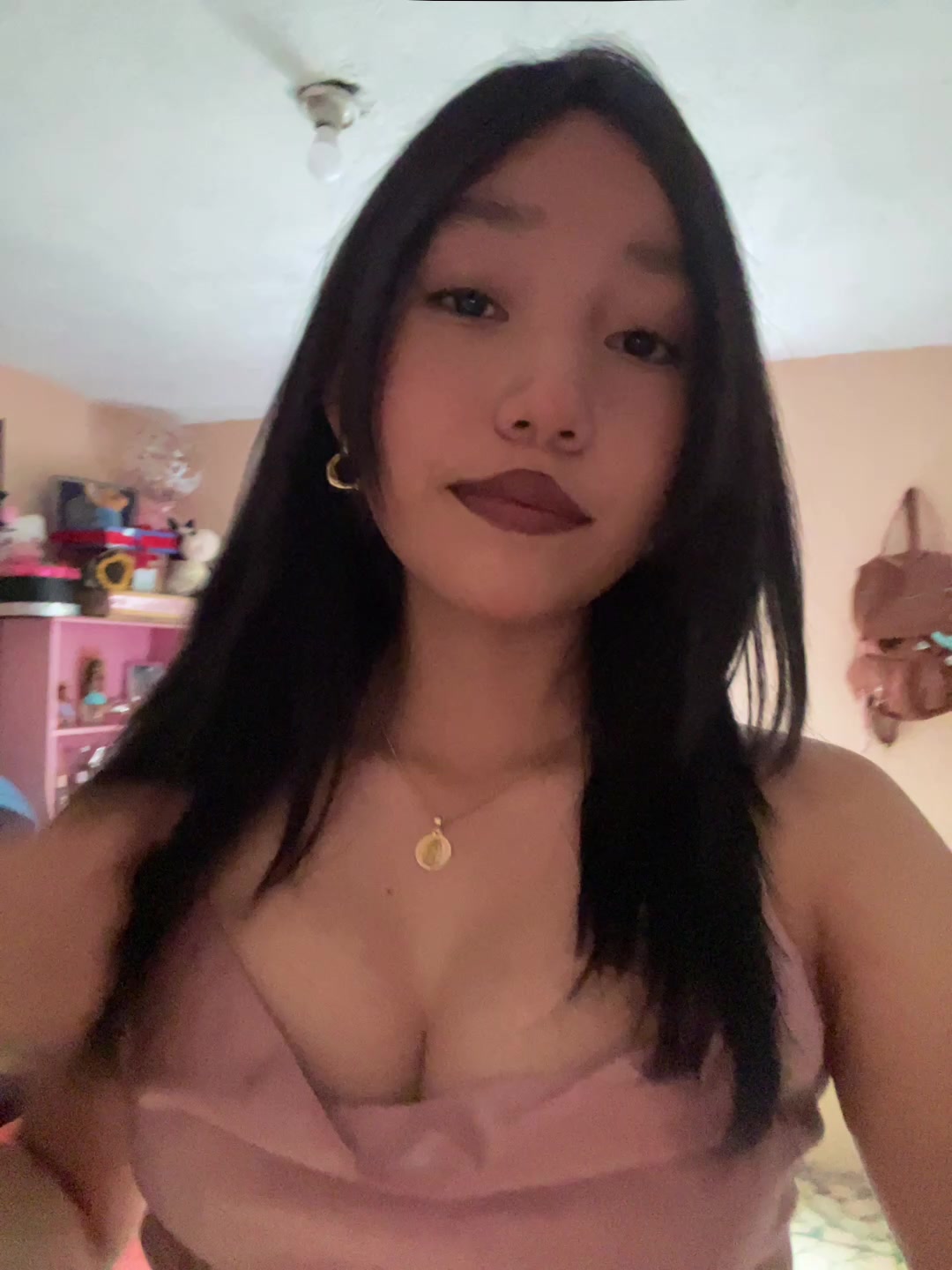 @🦦
