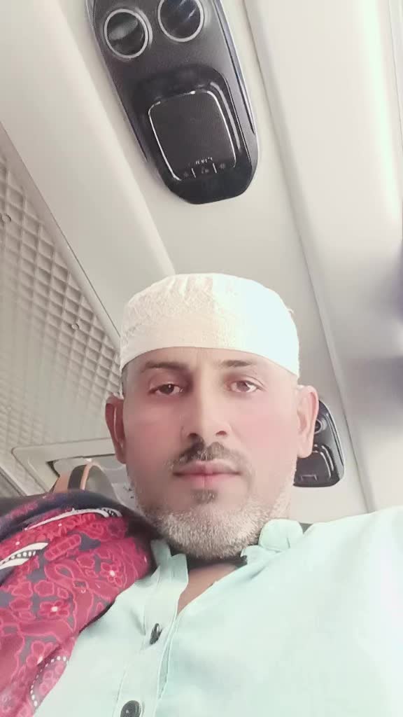 @غلام اكبر