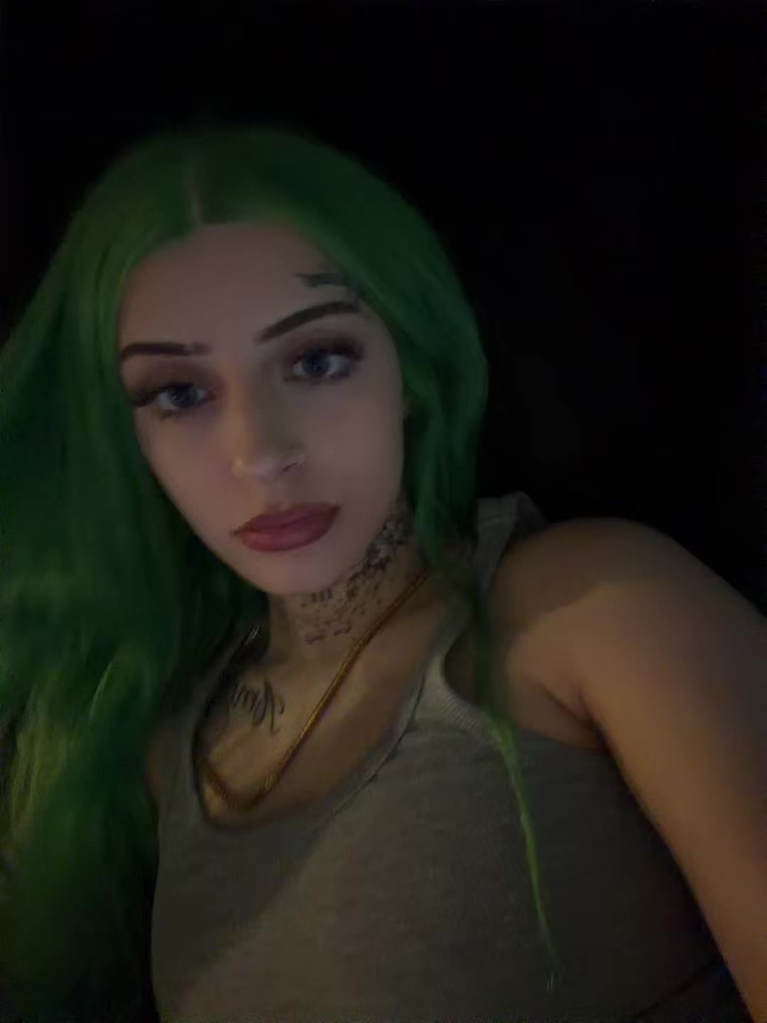 @Lilyrrrose