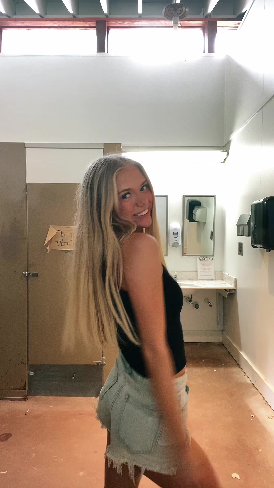 @ava