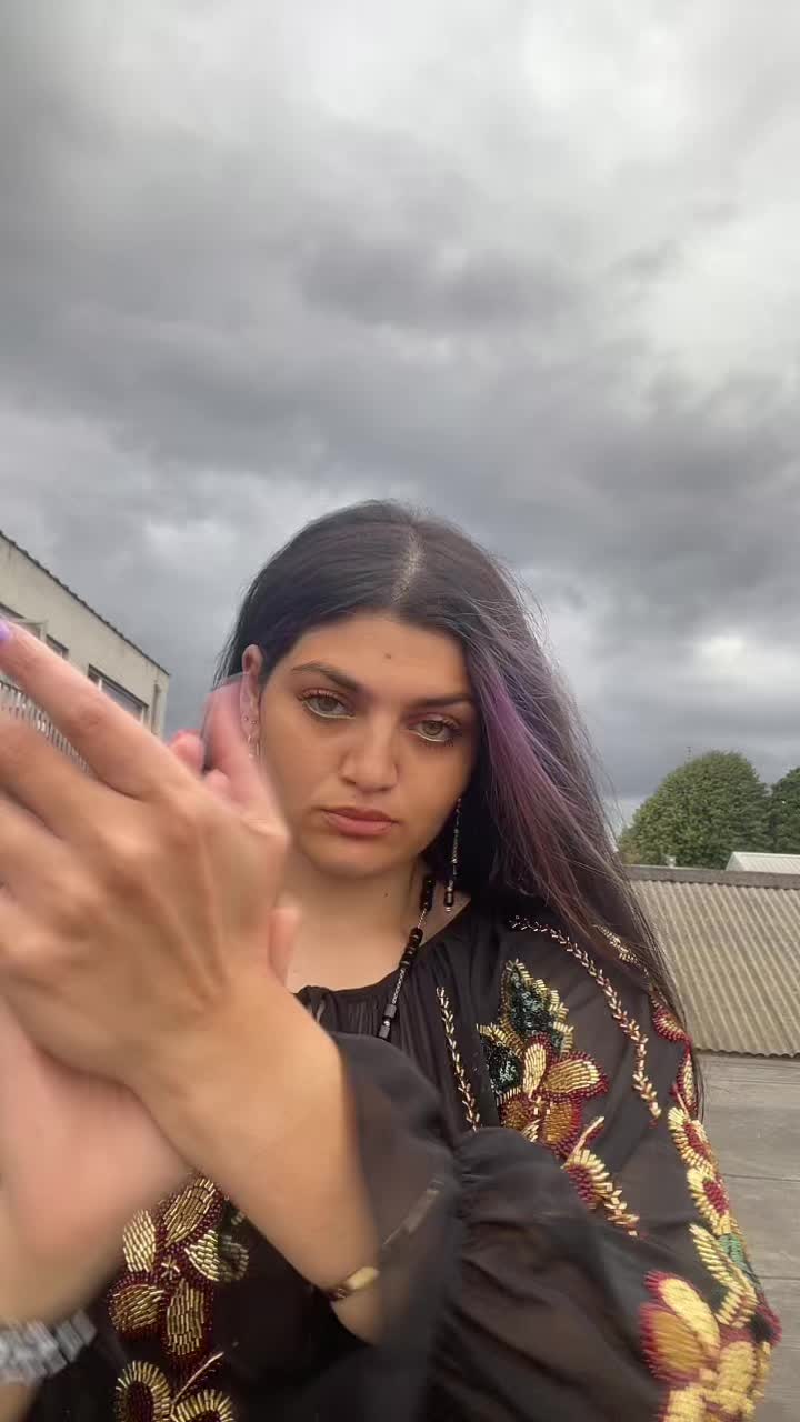 @V🍒