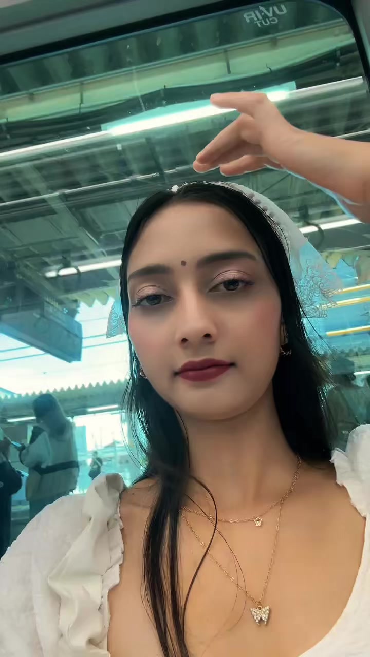 @Ms.Ojha❣️