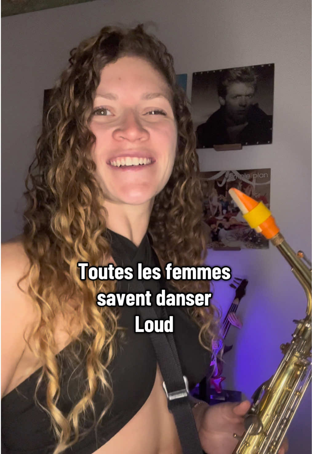 @christina.saxophonegirl 🎷🇨🇦