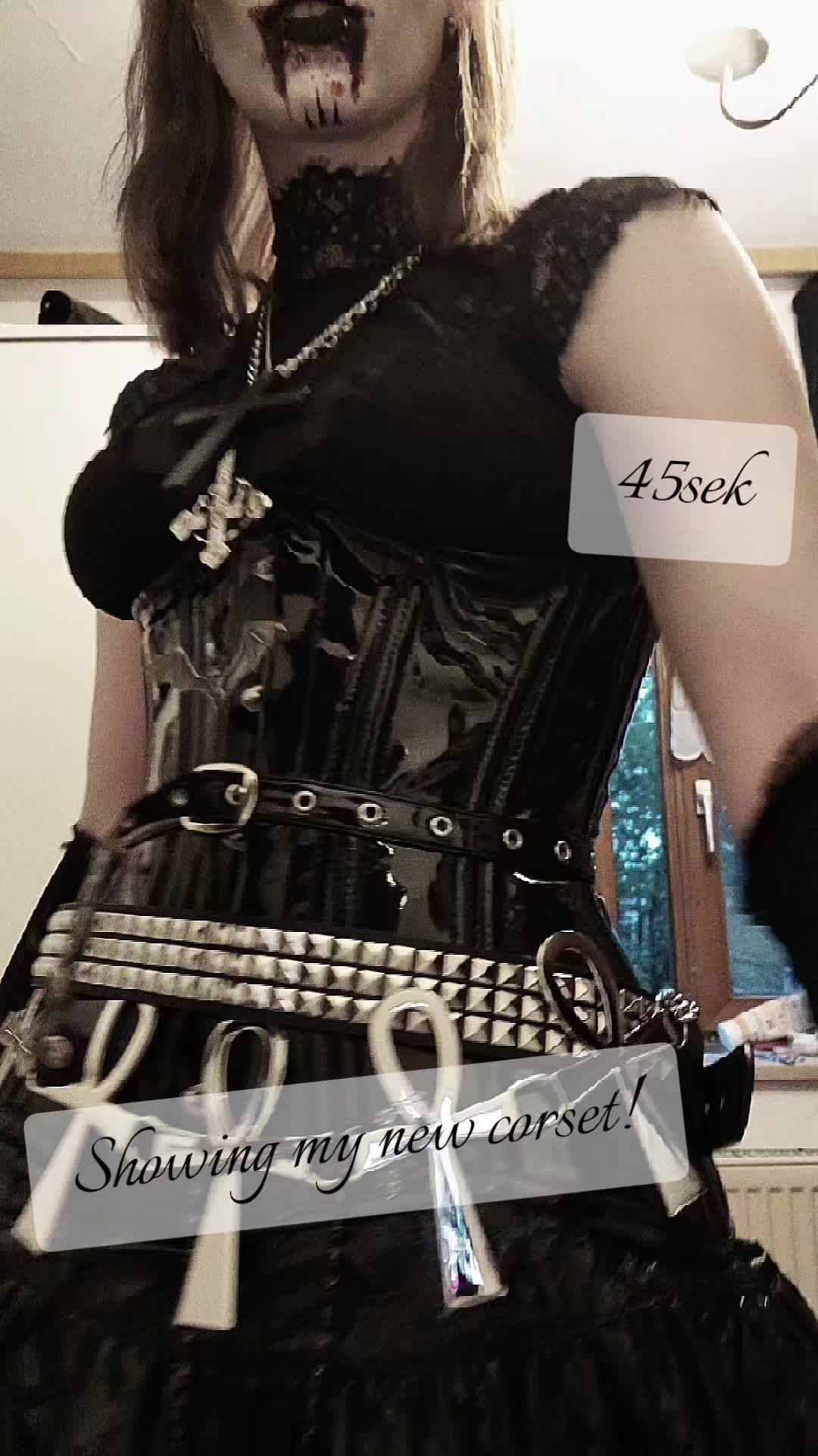 @🦇