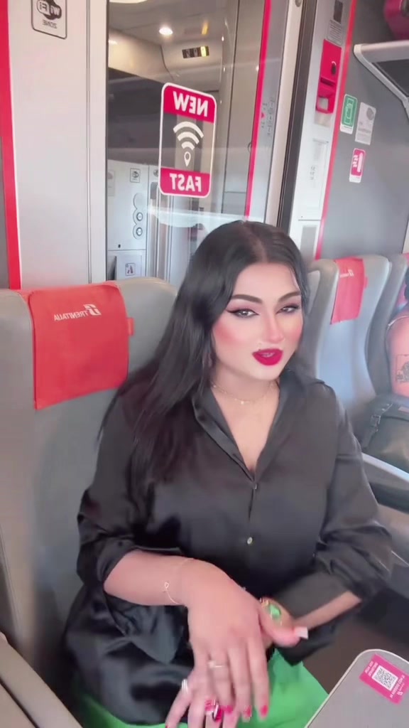 @Zara Malik🦋