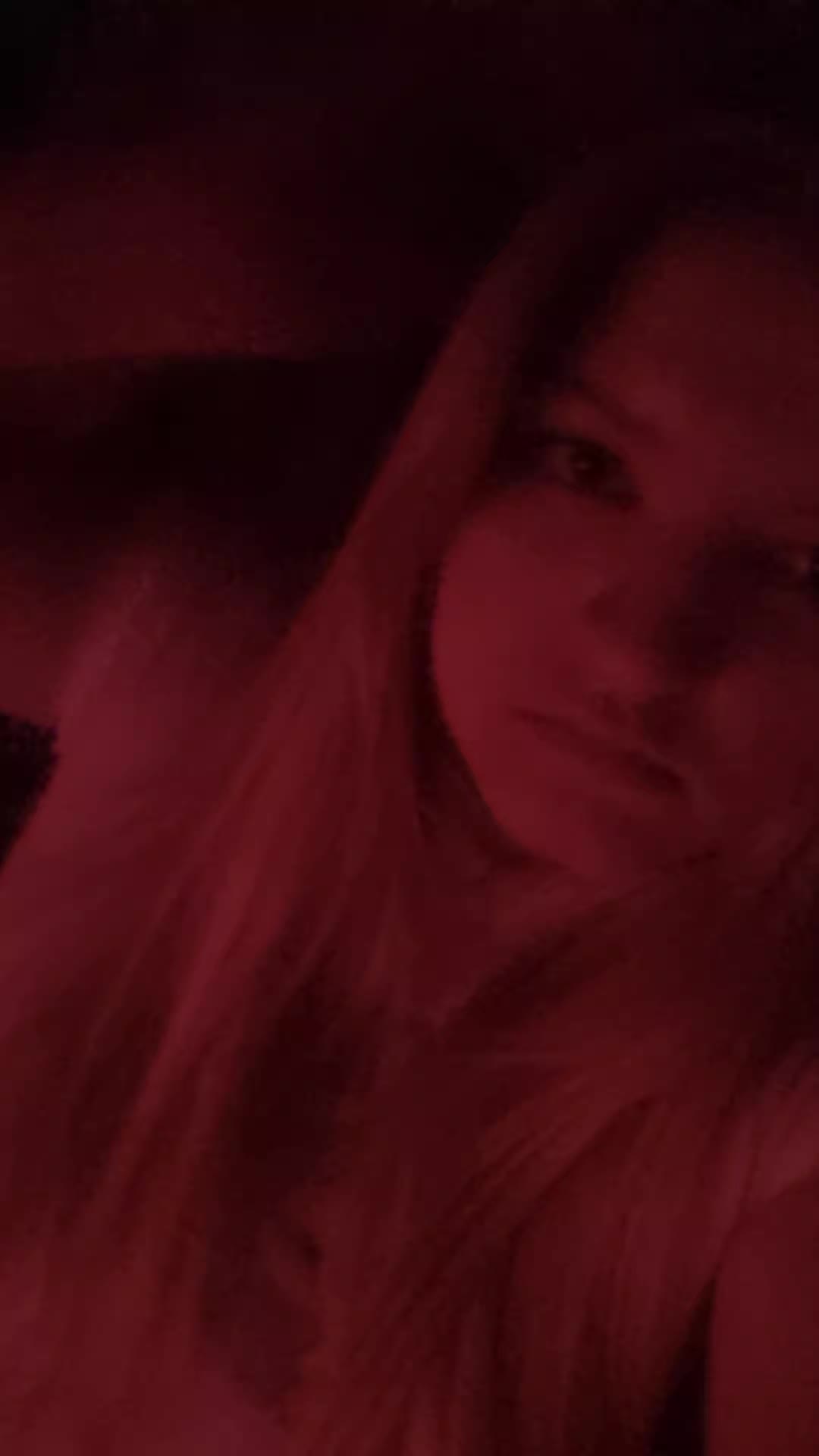 @Nell ★