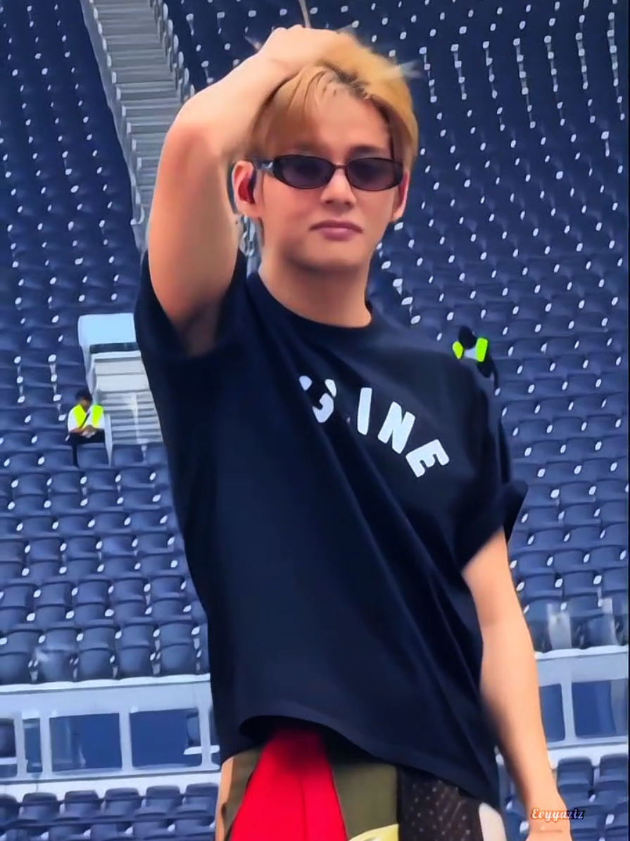 @๐ป๐๐ฏ๐ฒ๐ฒ๐๐ณ๐ข๐ณ