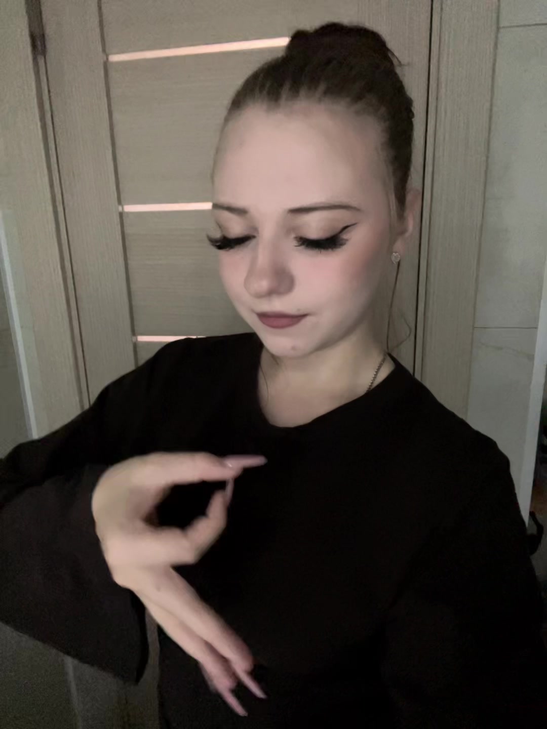 @Persikova