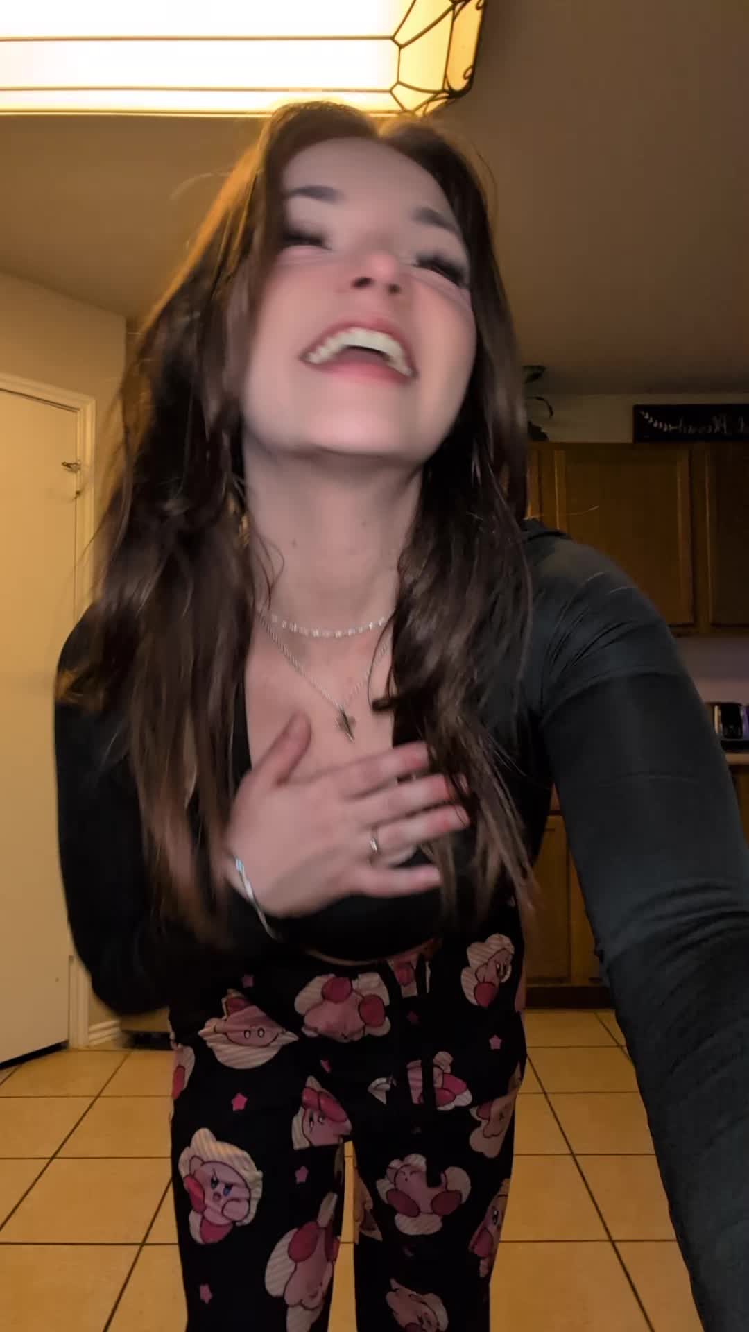 @BibbidiBobiBoo | Streamer