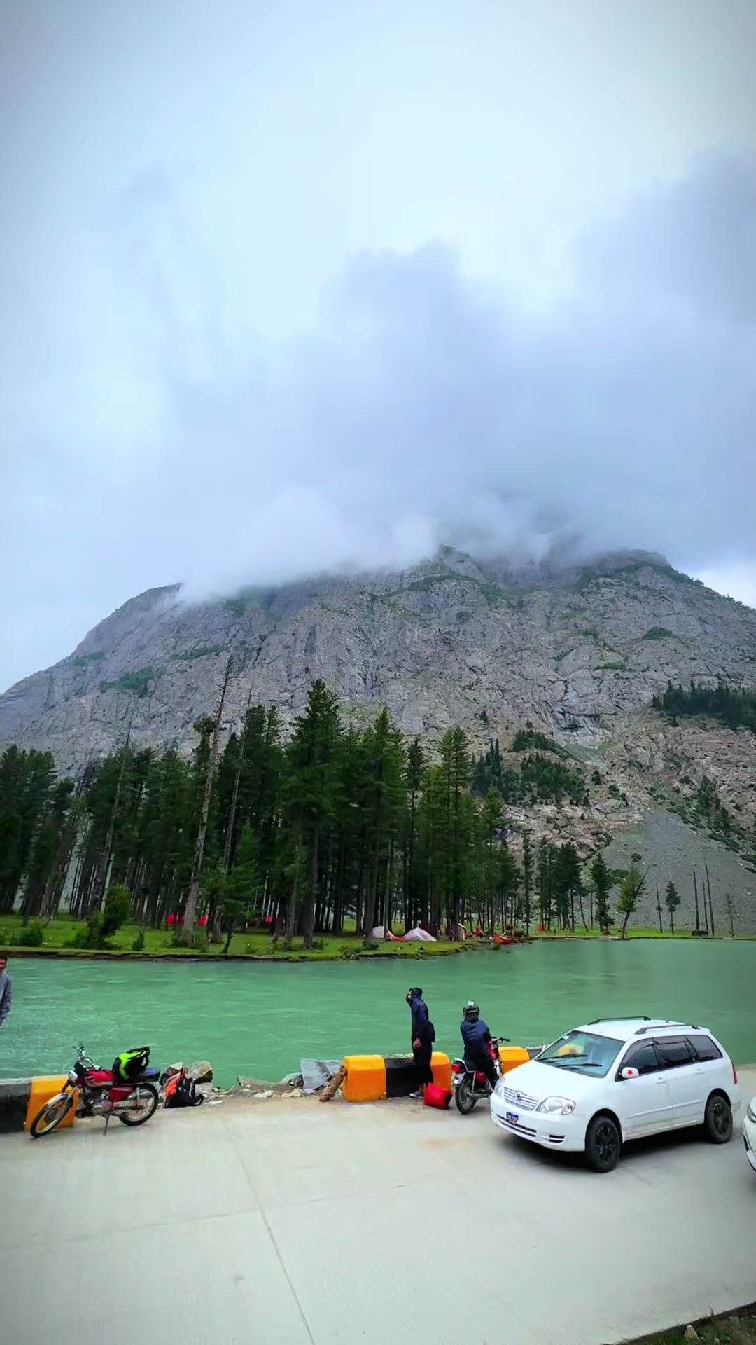 @Pakistan___Beauty