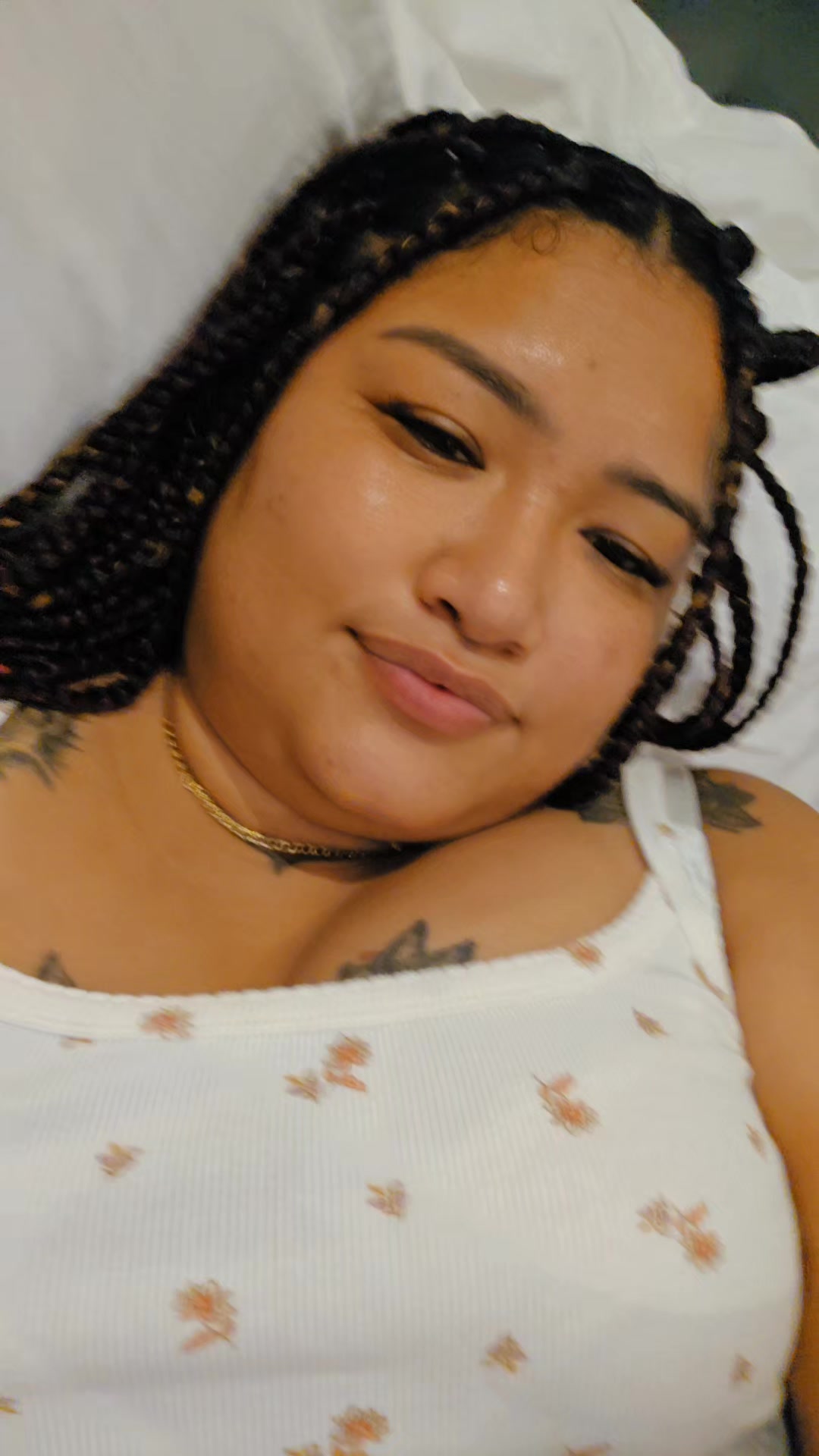@🤪honorable babe niki 😝