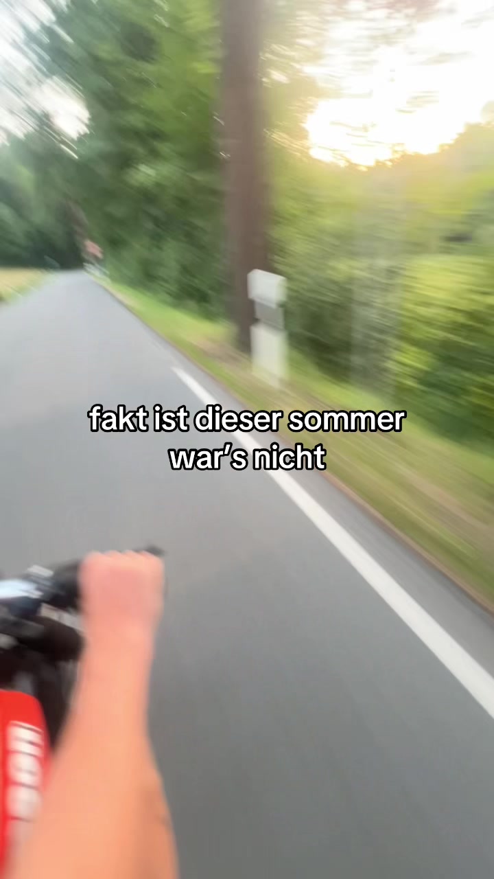 @ᛖᛚᛃᚨᛊ