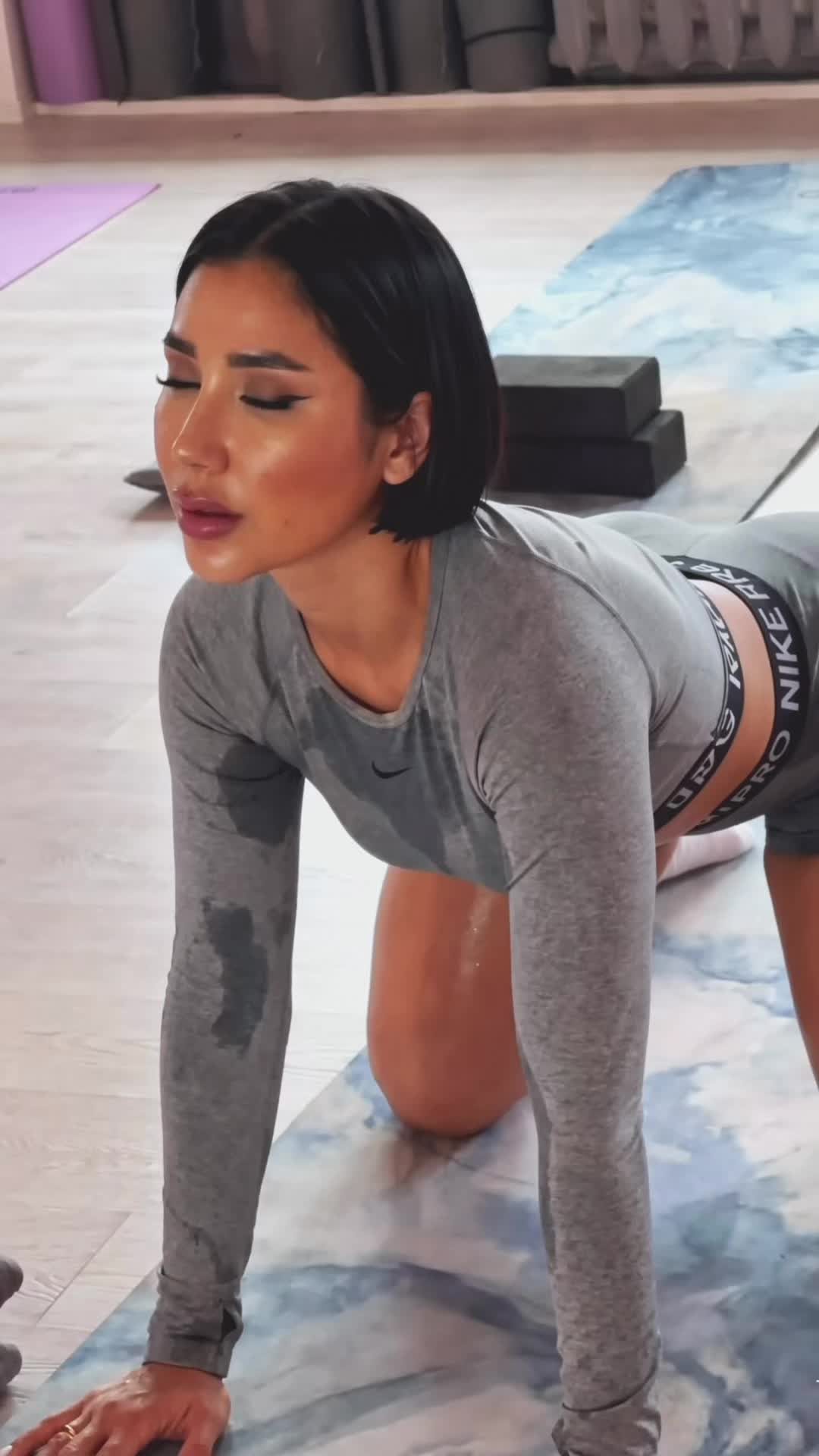 @Criollannamodel