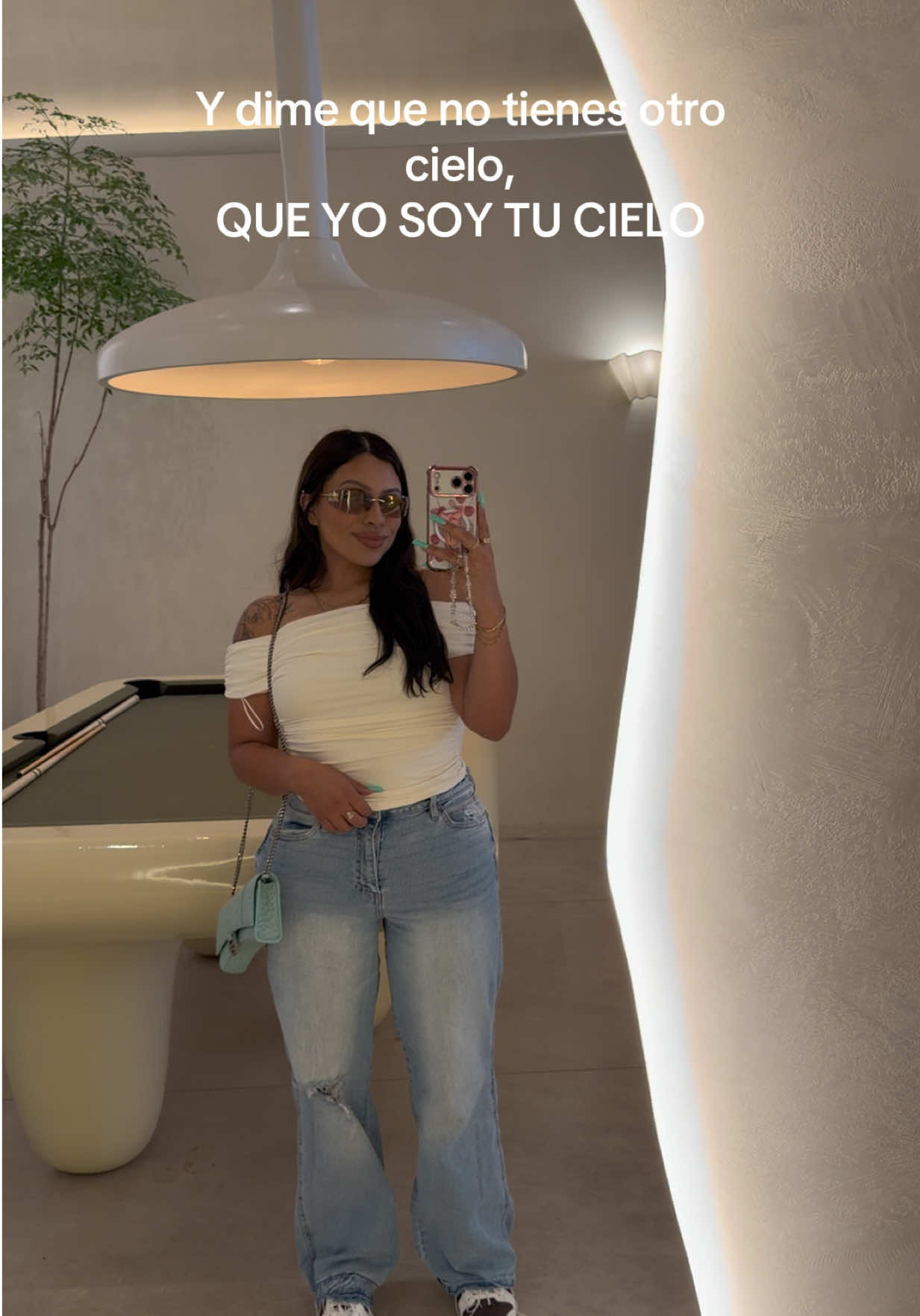 @Alondra