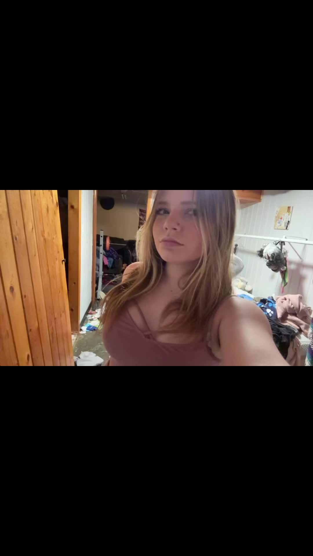 @.•.⍲⍻⍲.•.