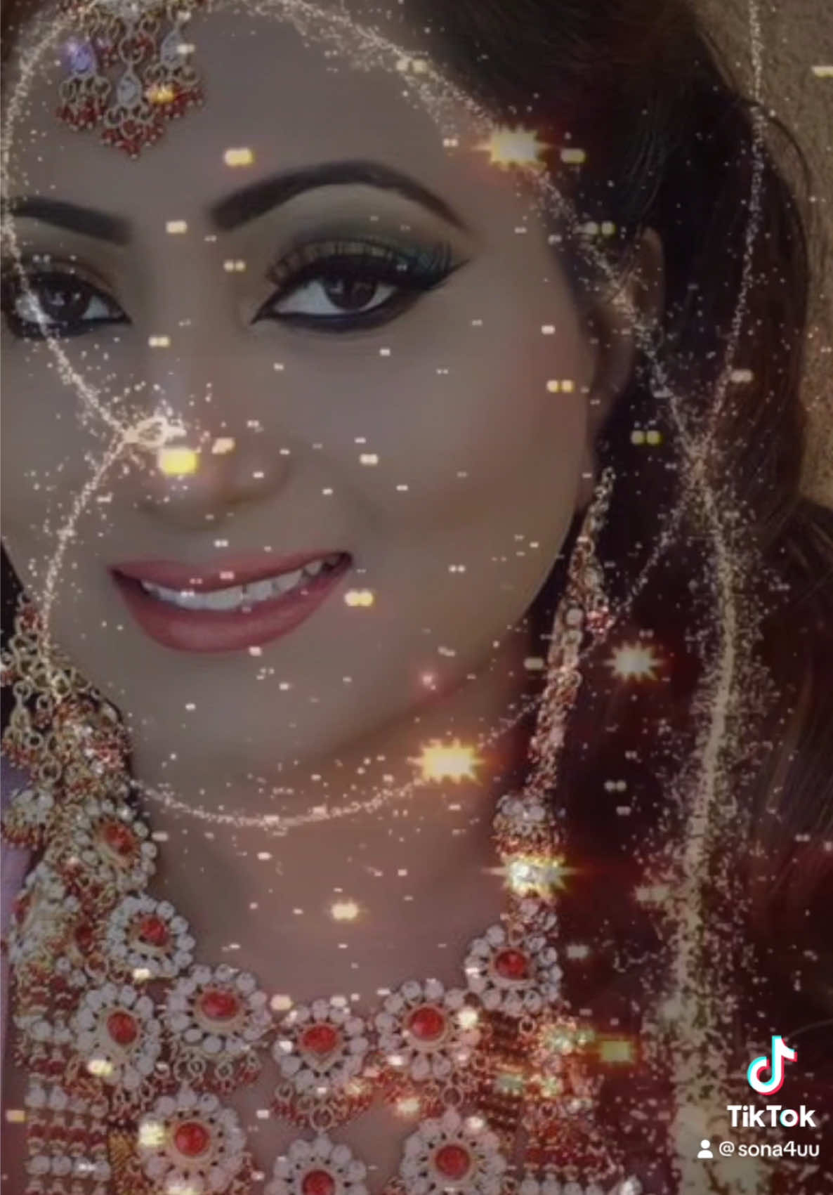 @AsliSona