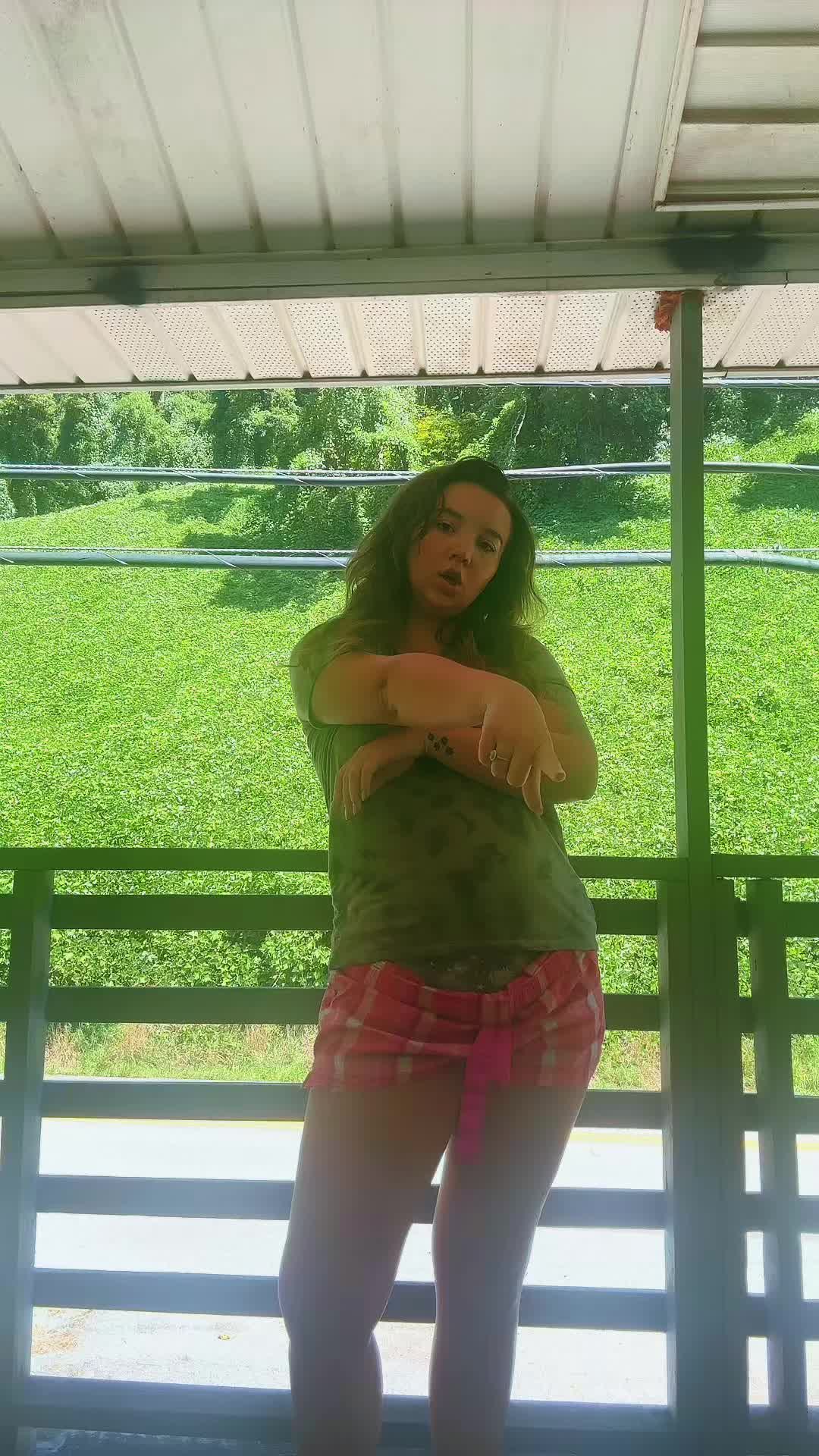 @Madiiifaith