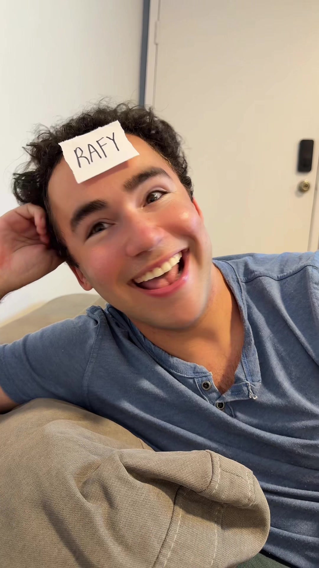 @Rafy | Self-Tape Reader App
