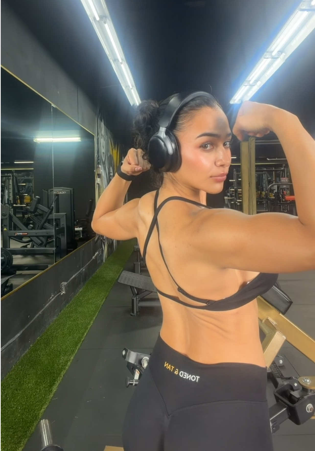 @Jazzywazzy