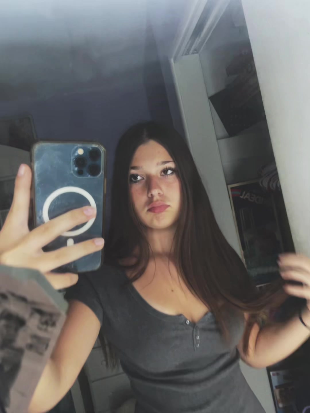 @🦄
