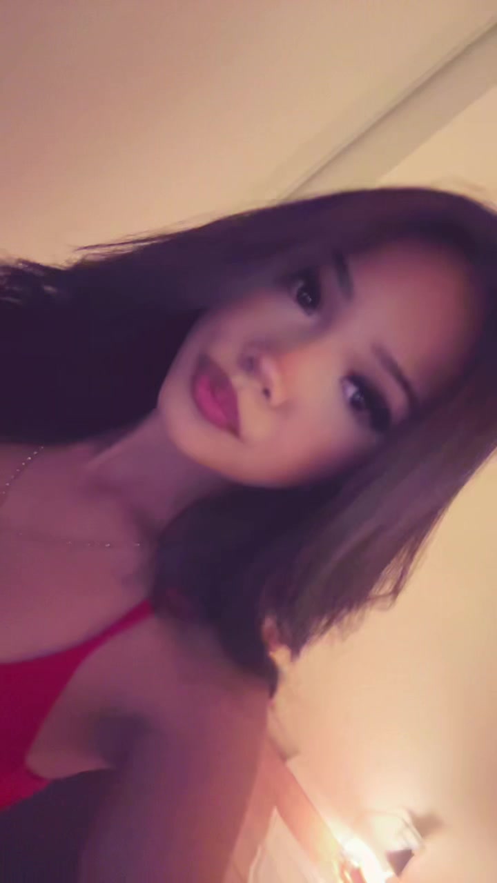 @madriennee