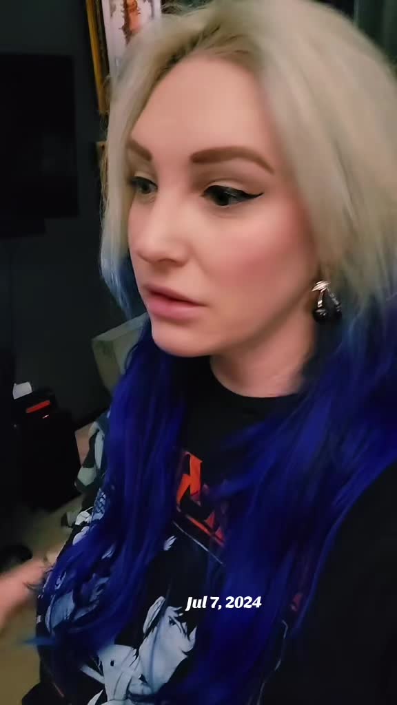 @TheMoistQueen ®️
