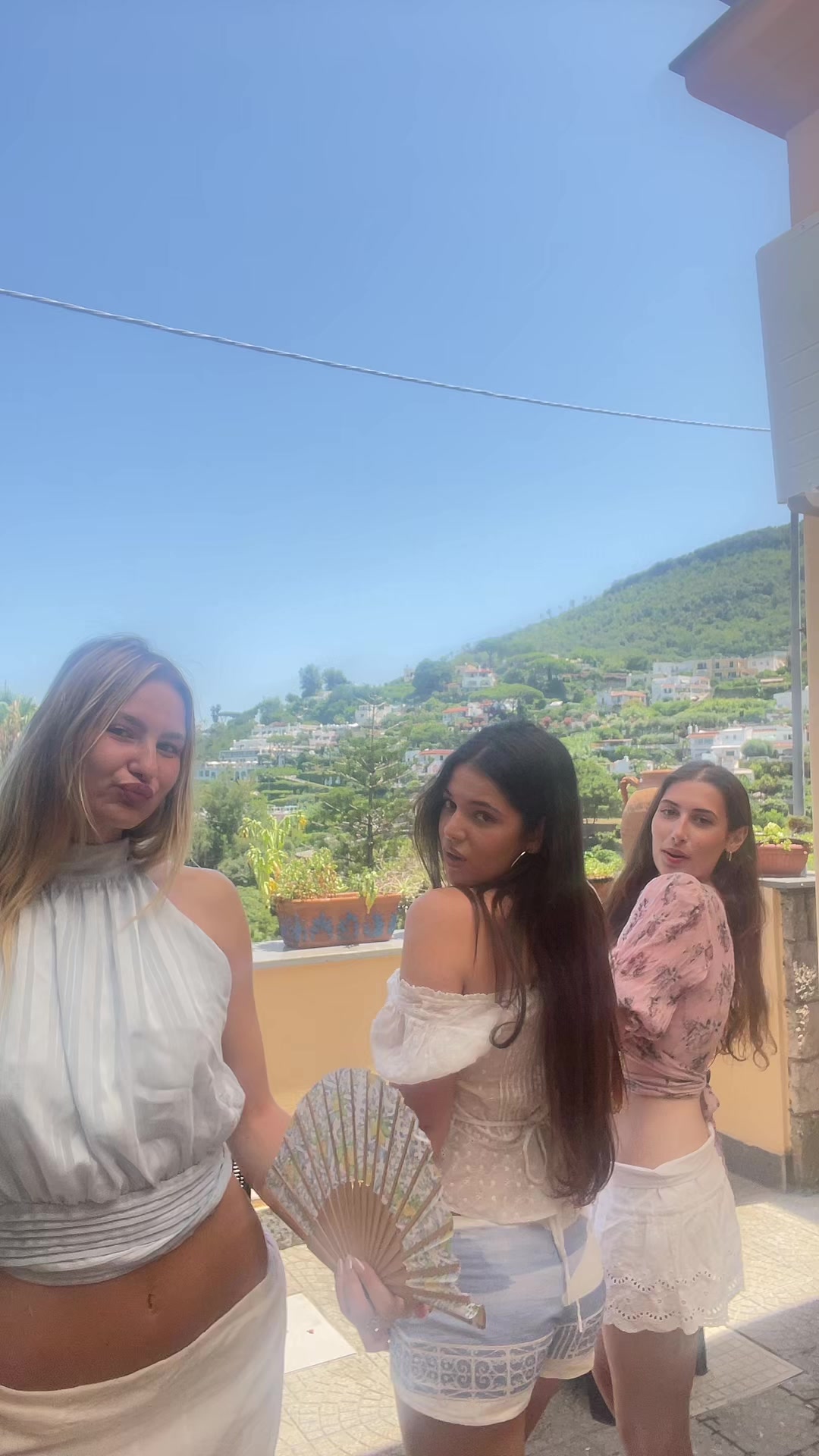 @CocoReisman