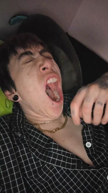 @𝖍𝖊ұ 𝖏𝖙𝐬 ƶ𝖆𝖏 💀👽