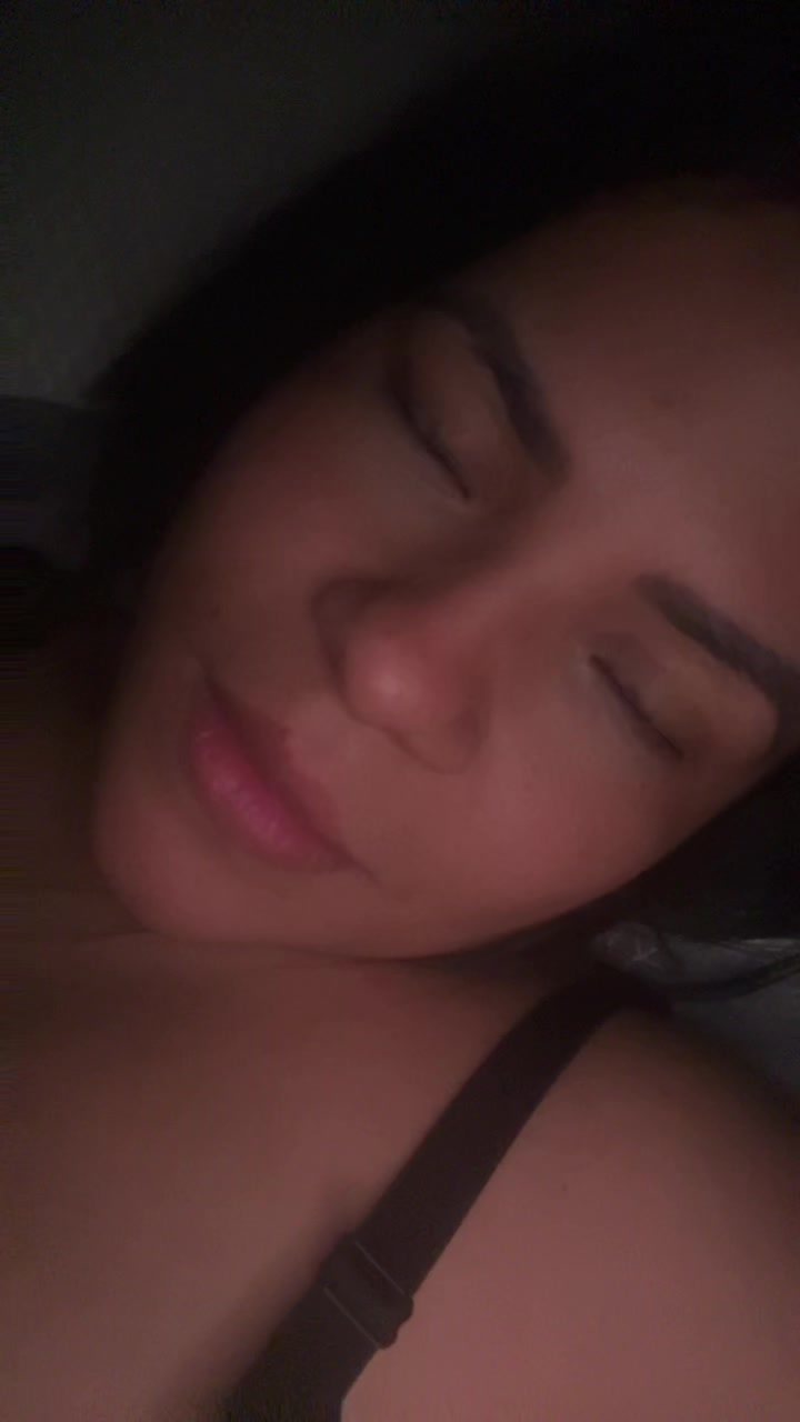 @yusendrisbella
