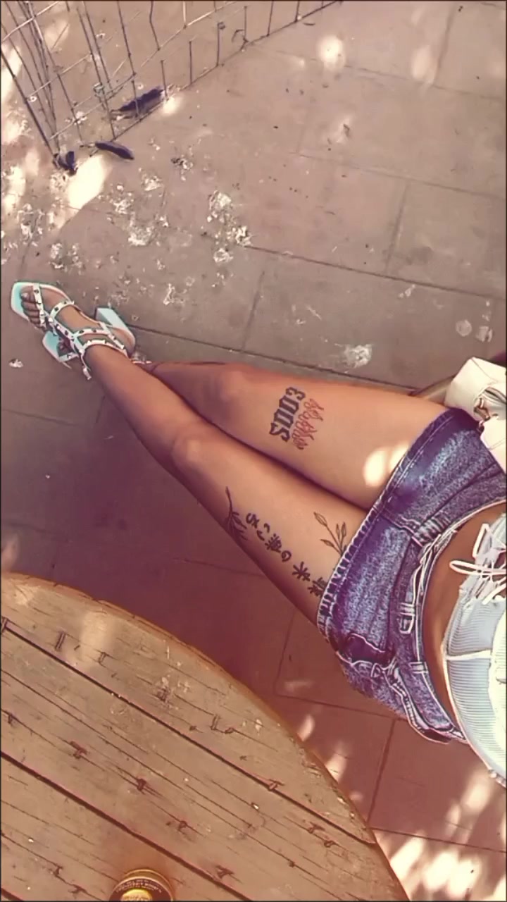 @🧔🏻&zwj;♀️.☆