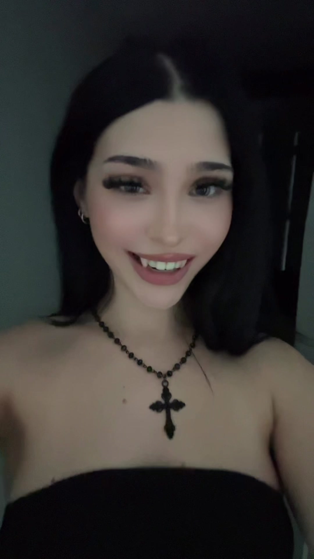 @Elvira ⏾ .⋆♱