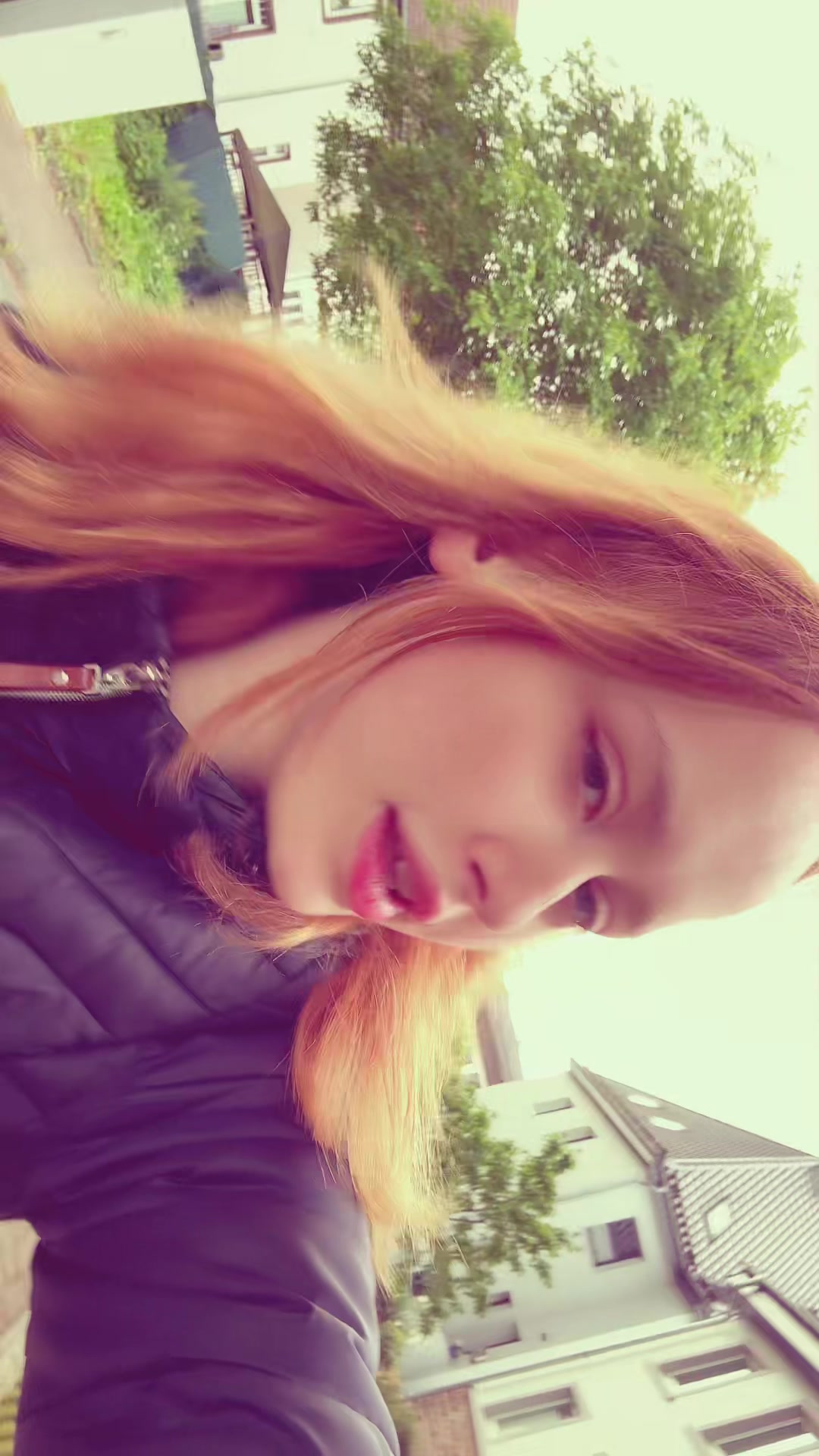 @Lili