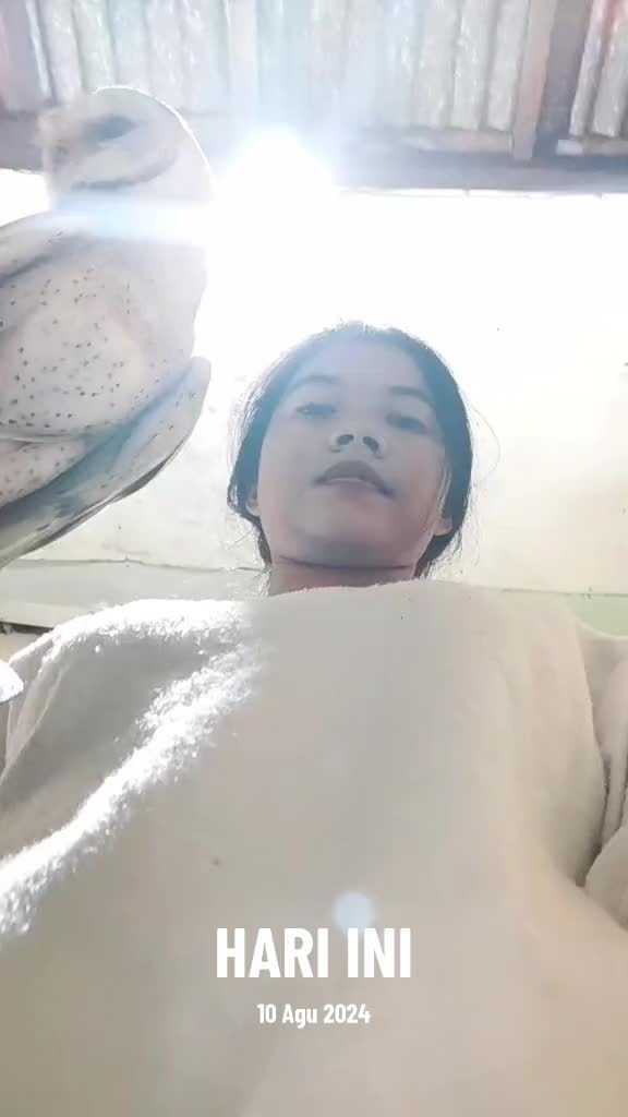 @putricempreng_06