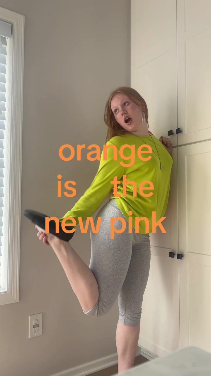 @strawberryoatmilklatte