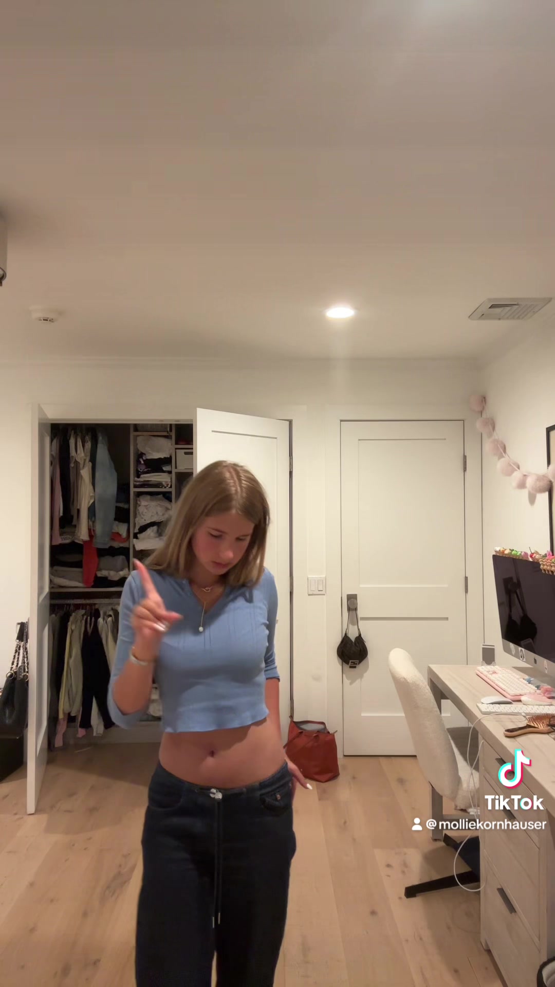 @🪬🔥🫦🥳⁉️🪽